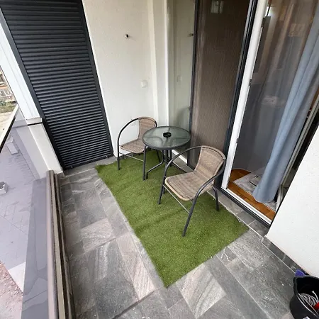 Modern Nearby Downtown & Peaceful Forest Park * Skopje